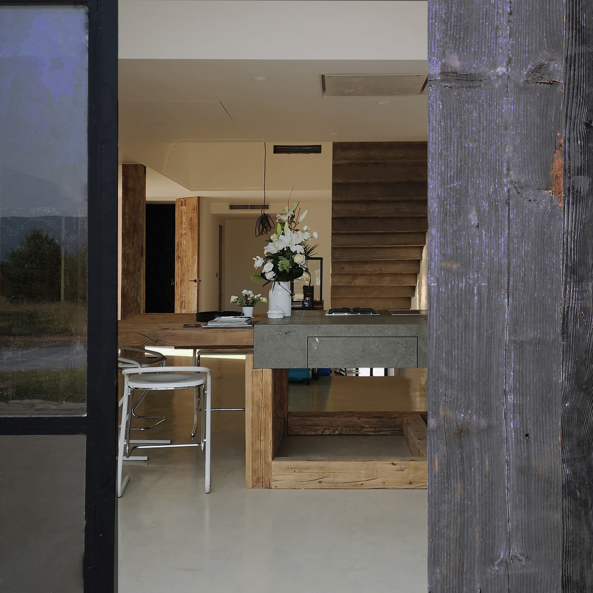 Grand îlot de cuisine en béton