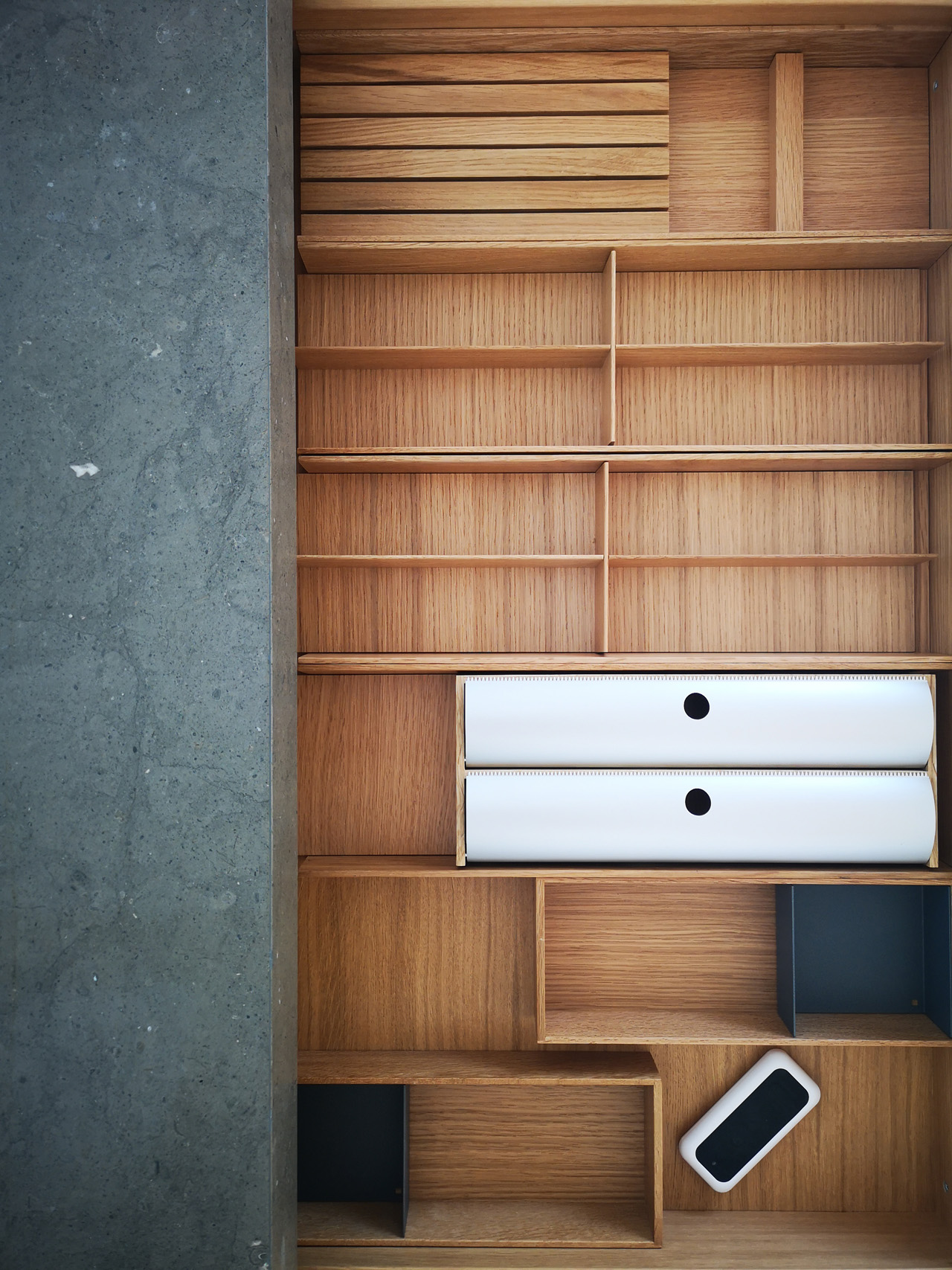 Rangement étagères bois