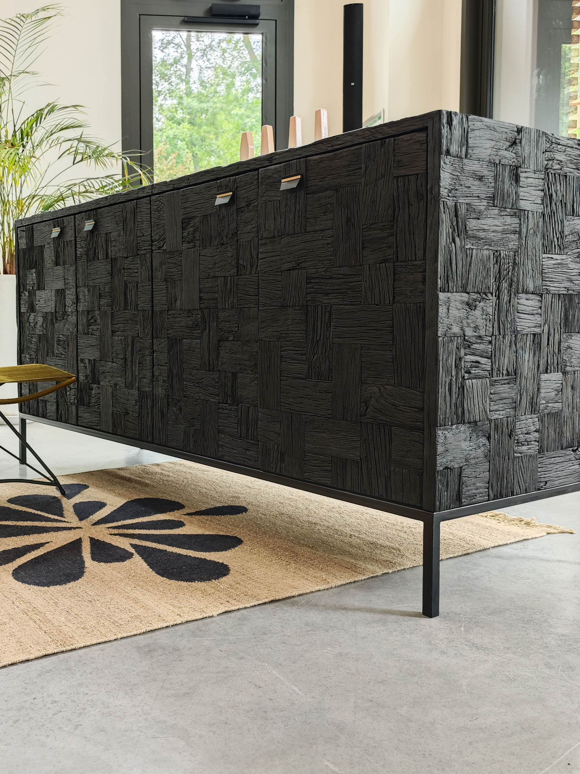 Enfilade bois brûlé